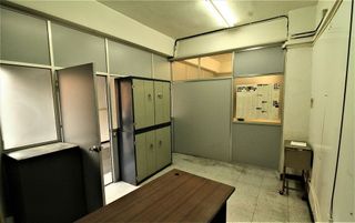 Local comercial en venta en El Camp de l'Arpa del Clot en Barcelona