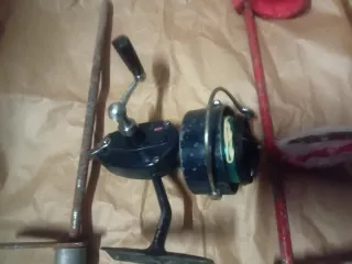 Lote carrete pesca Mitchell Sagarra picas arandela