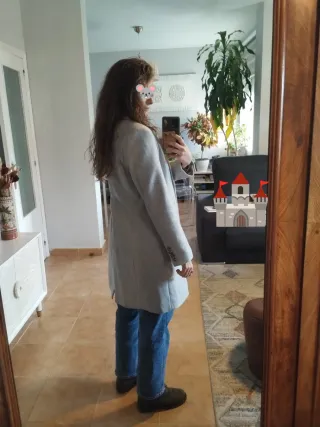 Abrigo de paño gris