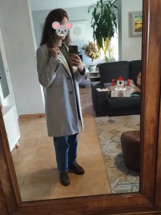 Abrigo de paño gris