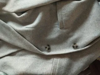 Abrigo de paño gris