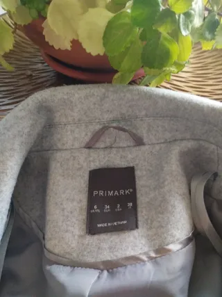 Abrigo de paño gris