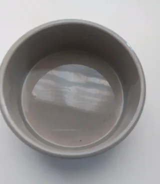 Ciotola per cani in ceramica