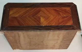 Cassettiera vintage in miniatura