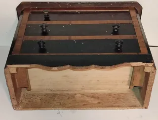 Cassettiera vintage in miniatura