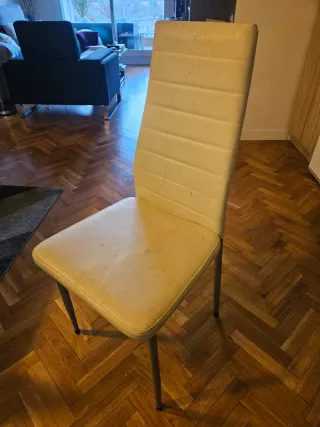 Mesa extensible naranja y beige