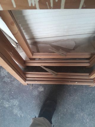 4 caballetes de madera