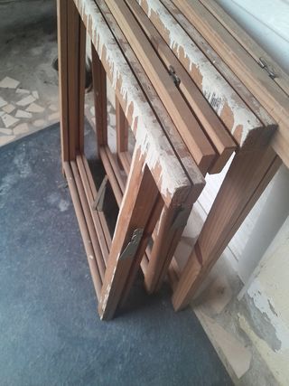 4 caballetes de madera