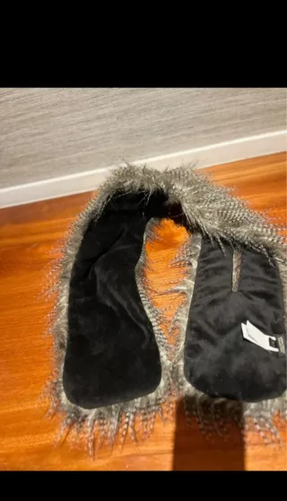 Cuello de pelo esférico