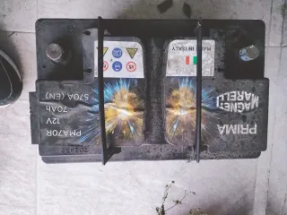 Batería de coche 70 AH