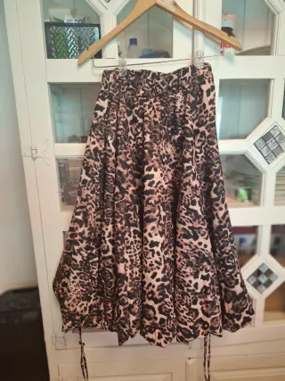 Falda animal print M
