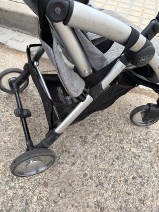 Carro de bebé gris Chicco