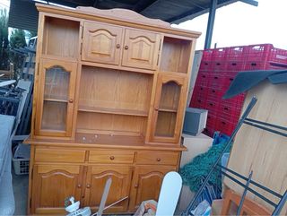 Mueble vitrina cristal y madera Tel 631901445