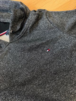 Vestido con capucha Tommy Hilfiger gris