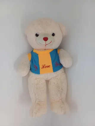 Oso de peluche con camiseta
