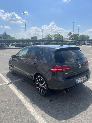 Volkswagen Golf 2015