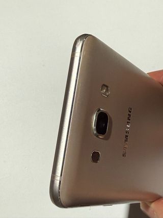 Samsung Galaxy J7 2016 (SM-J710FN)