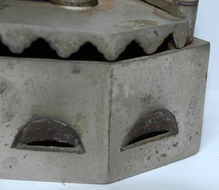 plancha de carbón antigua