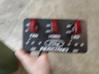 Panel de interruptores Ford Racing