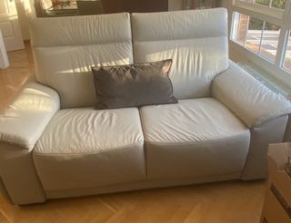 Sofá Natuzzi Editions Piel Gris muy claro