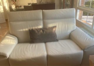 Sofá Natuzzi Editions Piel Gris muy claro