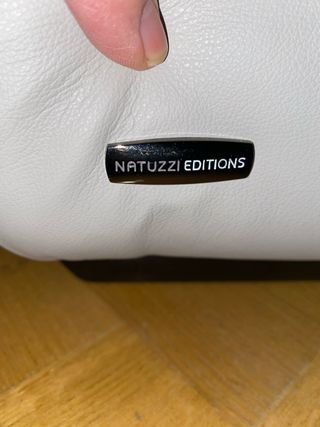 Sofá Natuzzi Editions Piel Gris muy claro
