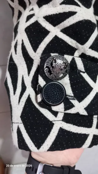 Abrigo Desigual Mujer Negro y Blanco