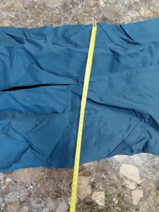 Mono de trabajo azul