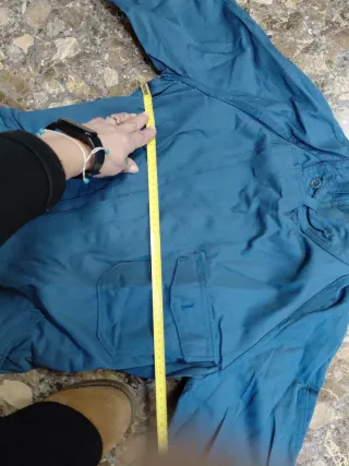 Mono de trabajo azul