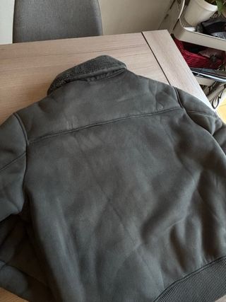 Chaqueta borreguito efecto ante ZARA