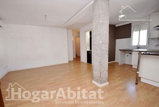Piso en venta en Arrancapins en Valencia