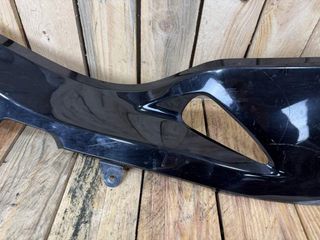 ESCUDO PIERNA DER. SUZUKI BURGMAN 400 2010