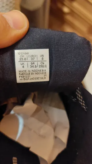 Zapatillas Asics Gel-Kayano 27 Mujer Negras/Gris