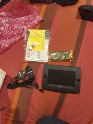 Reproductor DVD Portátil Sony MV-700HR