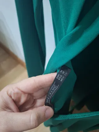 Mono verde Zara Talla M