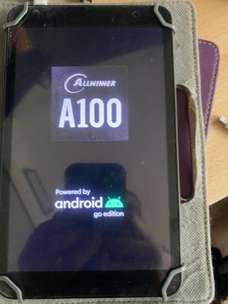 Tablet Android T8100 Quad Core