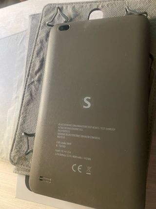 Tablet Android T8100 Quad Core