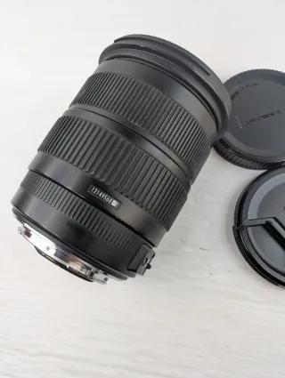 Sigma 18-200mm f/3.5-6.3 DC OS