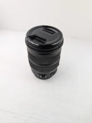 Sigma 18-200mm f/3.5-6.3 DC OS