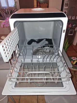 Lavavajillas de encimera blanco