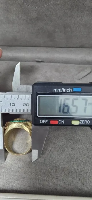 Anillo Versace Oro 18k con Malakita y Circonitas