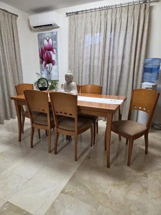 Mesa de comedor extensible hasta2,70 cerezo con 6