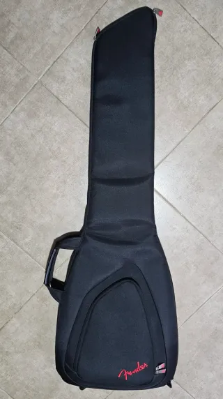 Funda Fender FB610 para bajo