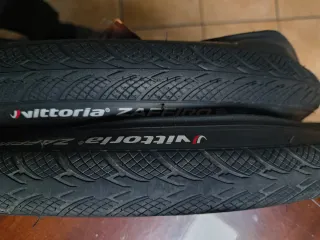 Copertoncino Vittoria Zaffiro 700x28