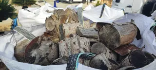 Leña de pino para chimenea