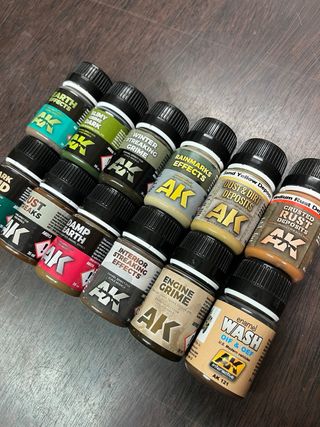Prodotti AK Interactive per modellismo a scelta