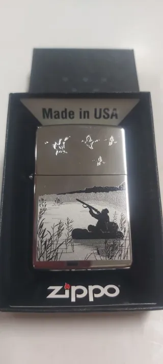 Zippo 250 brillo Cazador