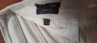 Pantalon beige pitillo Massimo Dutti