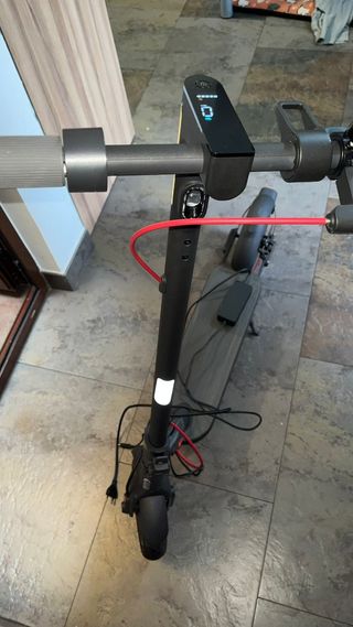 Patinete Eléctrico Negro scooter 4 muy poco uso