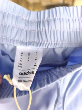 Pantalones cortos Adidas azules